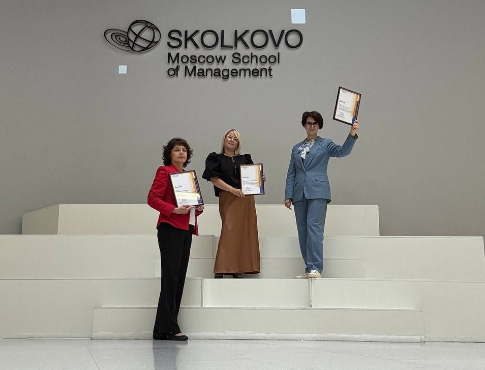 Сотрудники медицинского факультета прошли профессиональную переподготовку по программе Школы управления Сколково «Код образовательных программ»